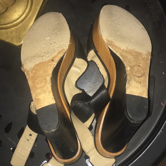 Michael Kors Wedges - Picture 3 of 8